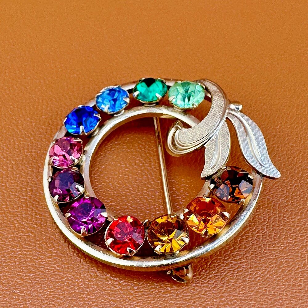 Vintage Van Dell GF Brooch Multicolor Rhinestone Rainbow Circle Wreath Signed - Picture 8 of 10